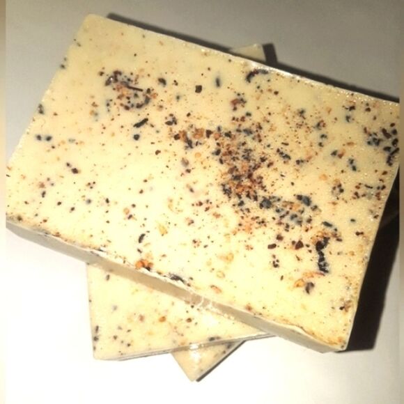 Hand CRAFTED organic Hibiscus Rose Soap bar - Picture 11 of 11